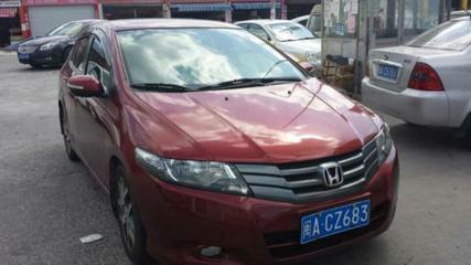 2009年本田锋范1.8L豪华版AT 福州二手车市场的经典选择